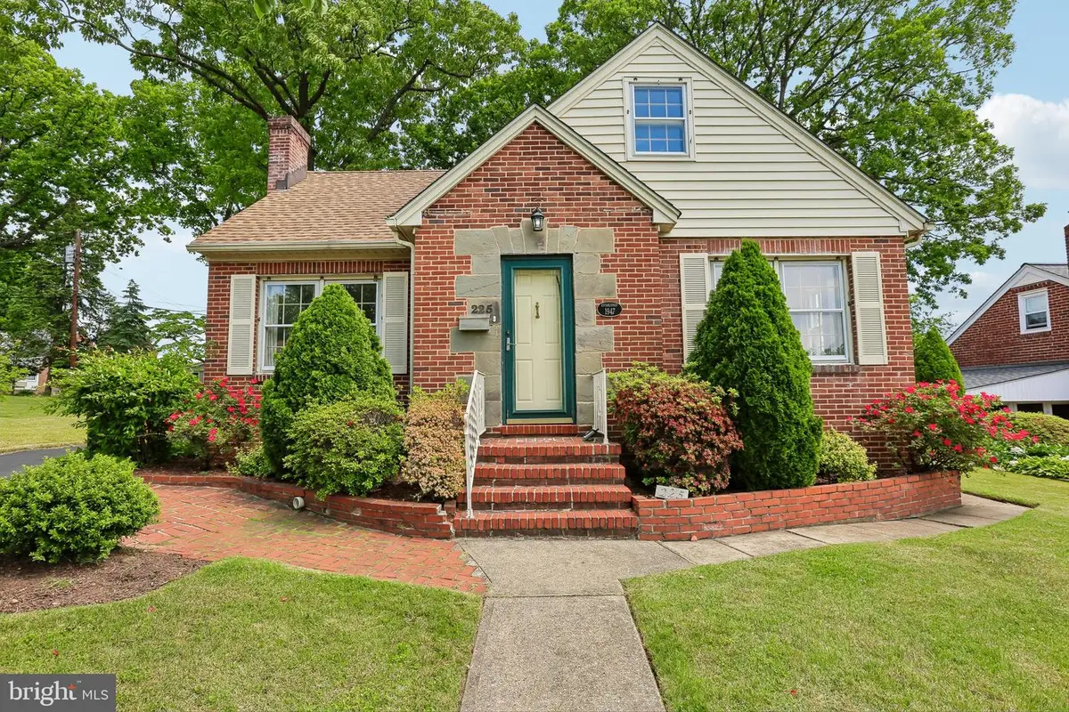 225 Homewood Rd, Linthicum Heights, MD 21090 - #1