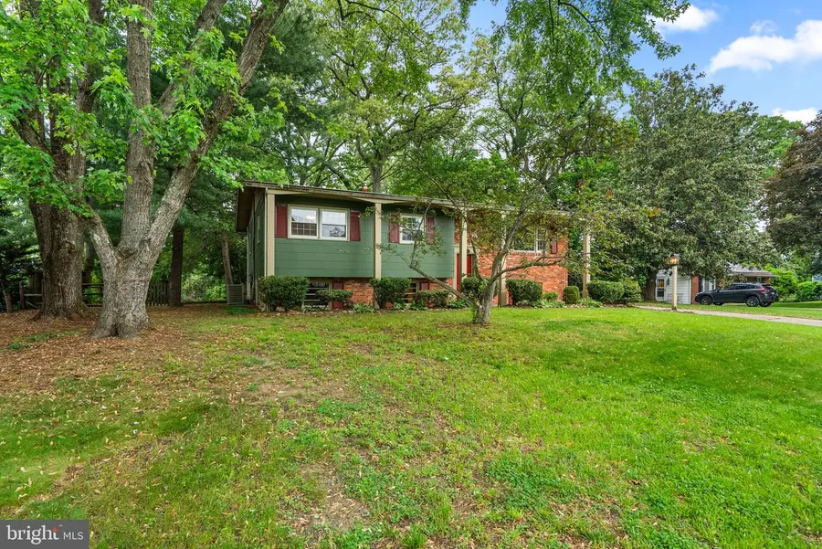 6 Bojan Ct, Millersville, MD 21108 - #3