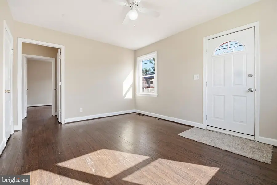 8444 Garden Rd, Pasadena, MD 21122 - #2