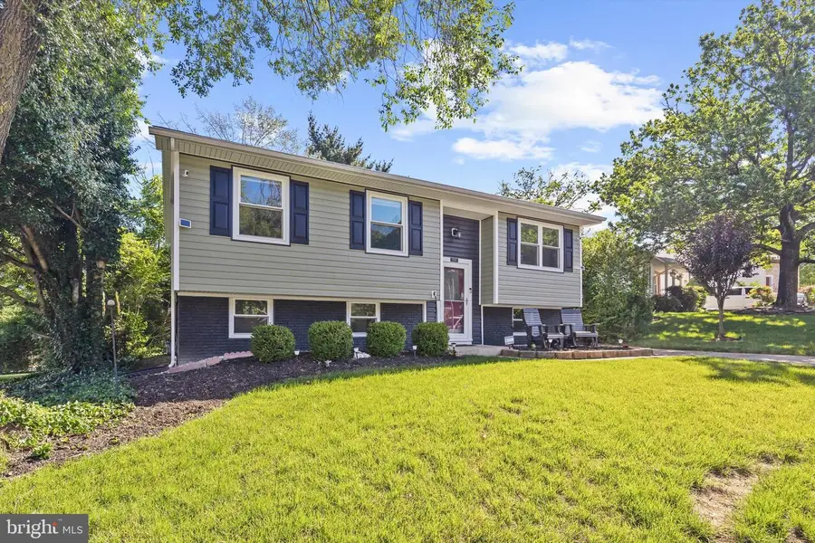 8249 Victoria Rd, Millersville, MD 21108 - #3