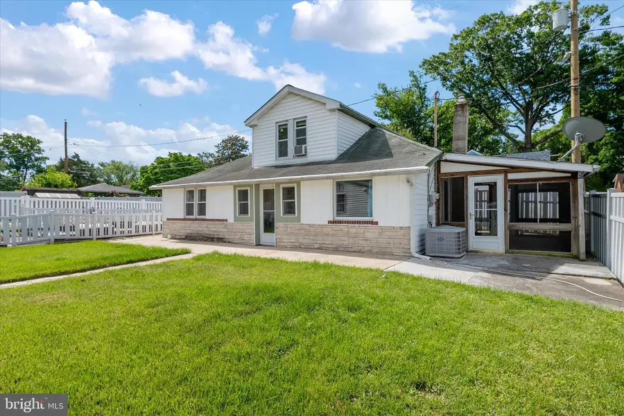 207 W 11th Ave, Brooklyn, MD 21225 - #2