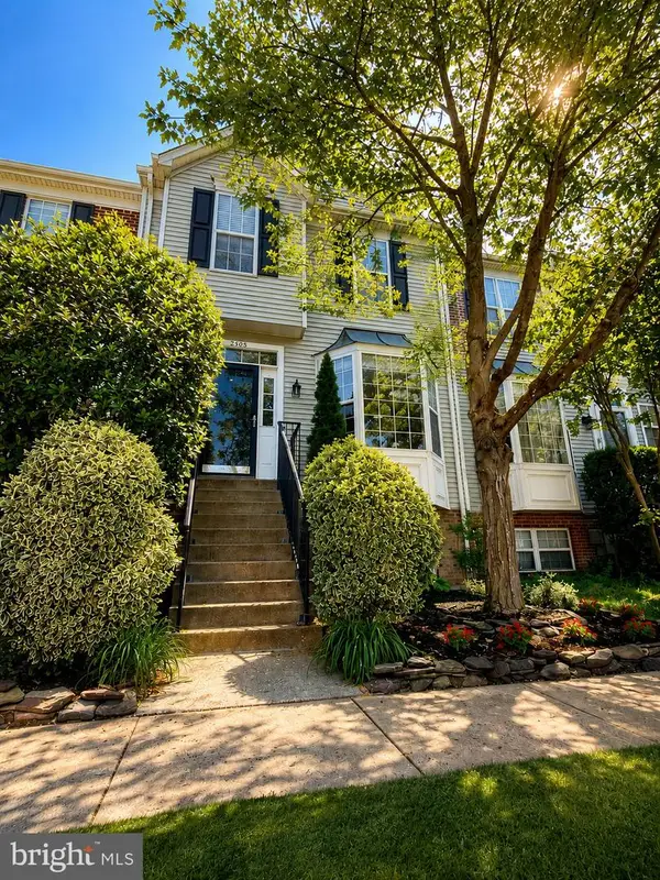 2505 Lesh Ct, CROFTON, MD 21114