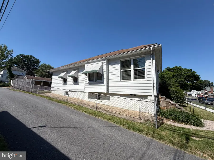 1 12th Ave, Baltimore, MD 21225 - #3