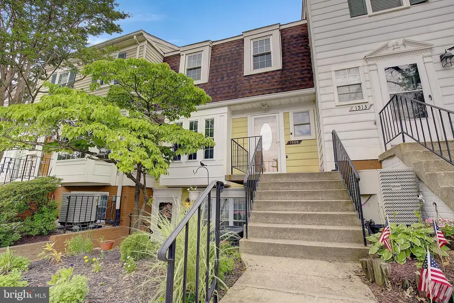 1509 Marlborough Ct, Crofton, MD 21114 - #2
