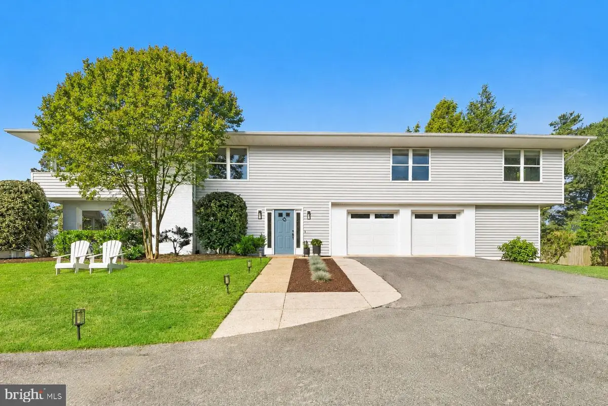 124 E Bay View Dr, Annapolis, MD 21403 - #1