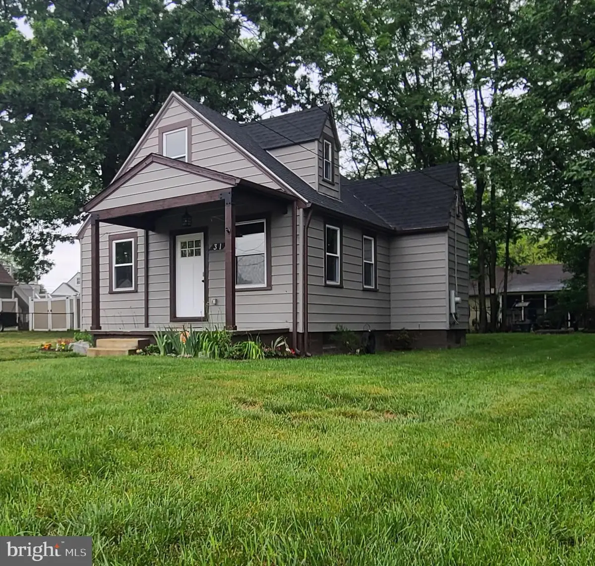 31 1st Ave, Glen Burnie, MD 21060 - #1