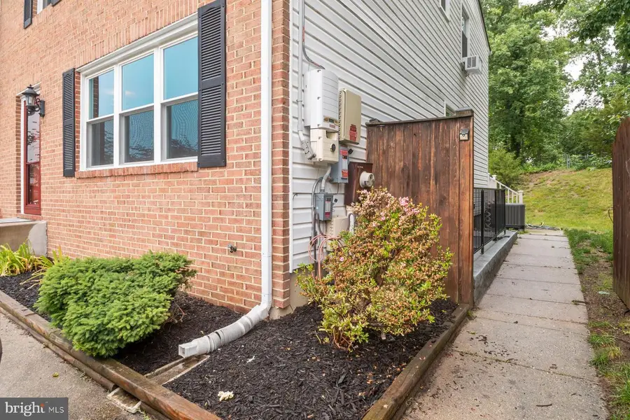 661 Westphalia Ct, Glen Burnie, MD 21061 - #2