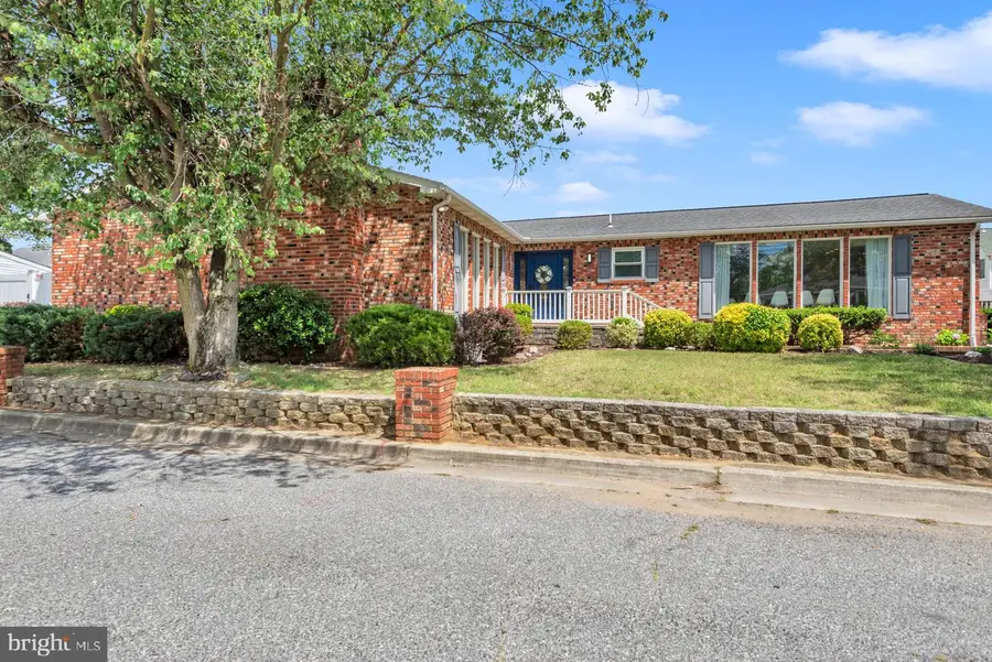 211 N Pindell Ave, Annapolis, MD 21401 - #2