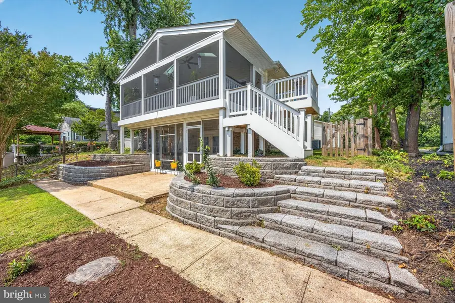 40 Johnson Rd, Pasadena, MD 21122 - #3