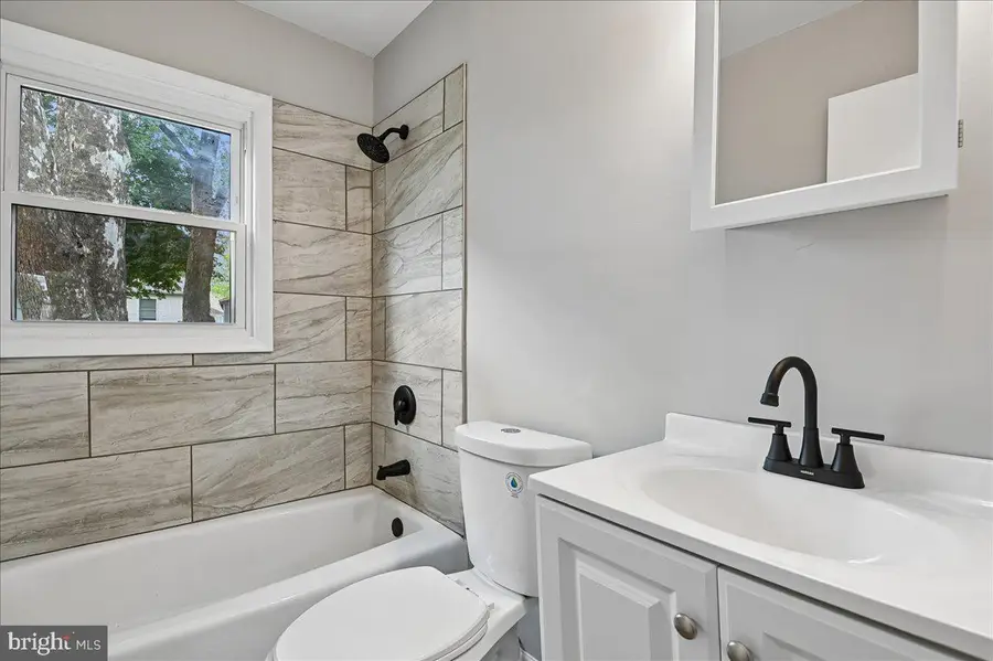 1015 Dumbarton Rd, Glen Burnie, MD 21060 - #3