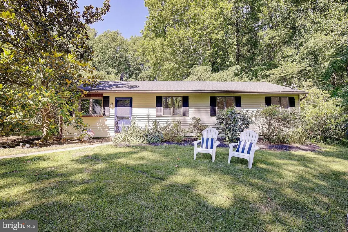 6664 Old Solomons Rd, Friendship, MD 20758 - #1