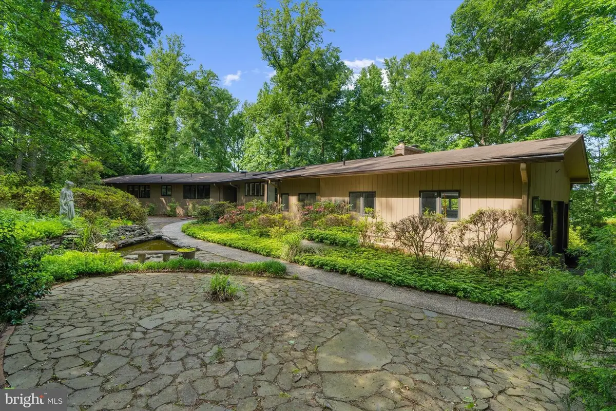 698 Discovery Rd, Davidsonville, MD 21035 - #1