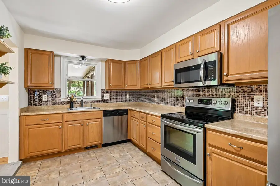 129 Meade Dr, Annapolis, MD 21403 - #2