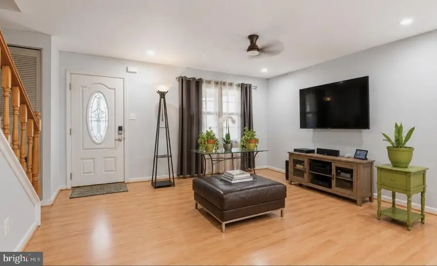 498 Valleywood Rd, Millersville, MD 21108 - #3