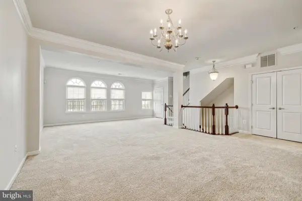 345 Chessington Dr, ODENTON, MD 21113