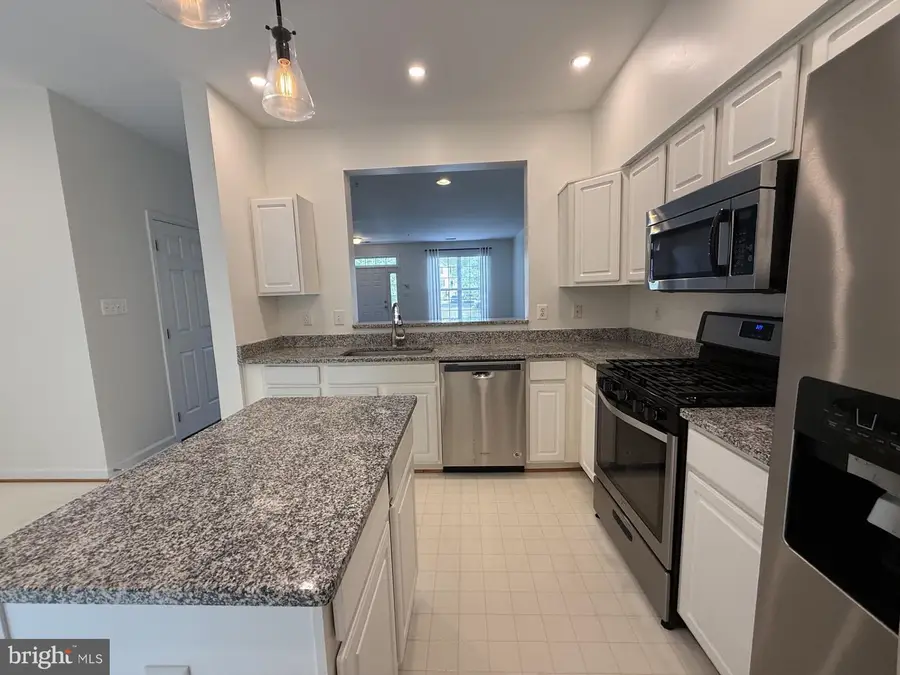8646 Aspen Grove Ct, Odenton, MD 21113 - #3