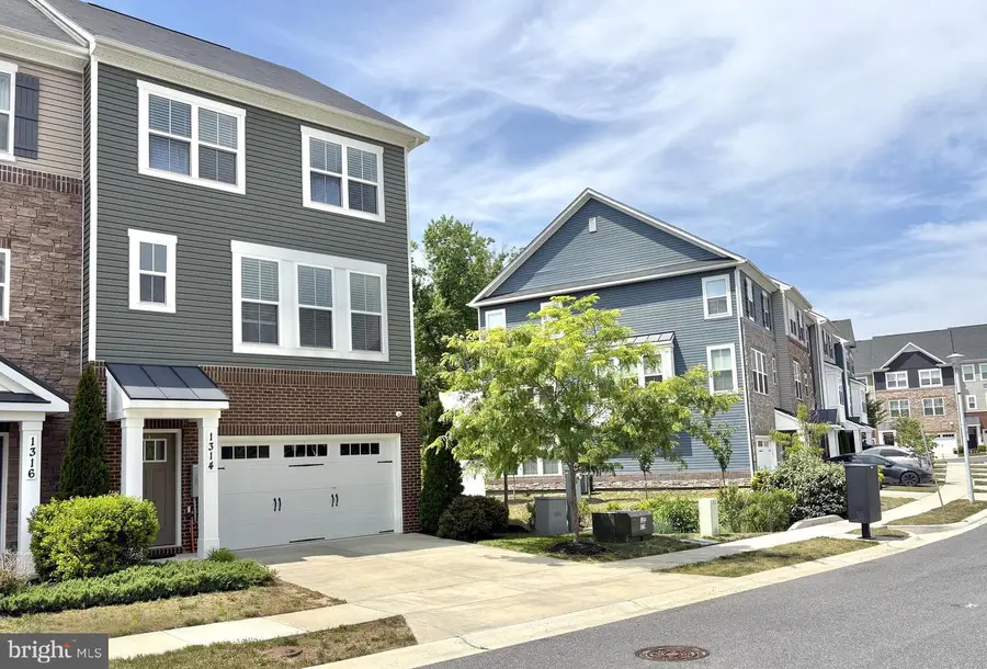 1314 Hawk Hollow Dr, Crofton, MD 21114 - #3