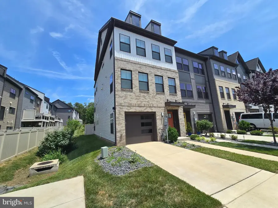 651 Chalcedony Ln, Glen Burnie, MD 21060 - #2