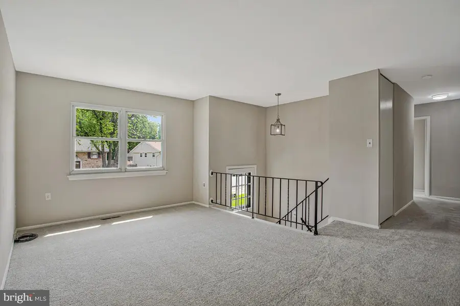 8240 Rupert Rd S, Millersville, MD 21108 - #2