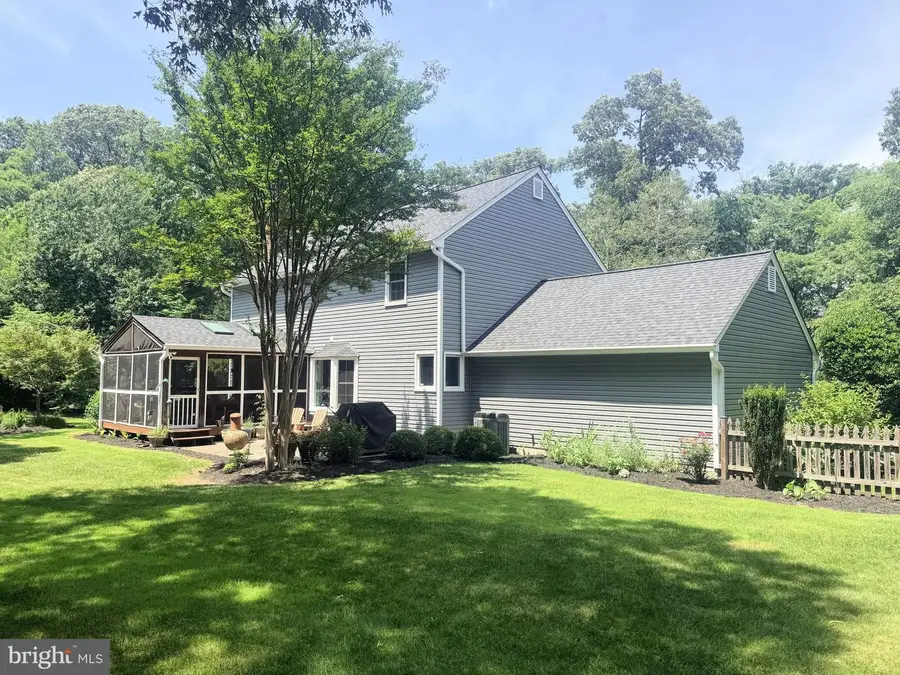 236 Ambleside Dr, Severna Park, MD 21146 - #2