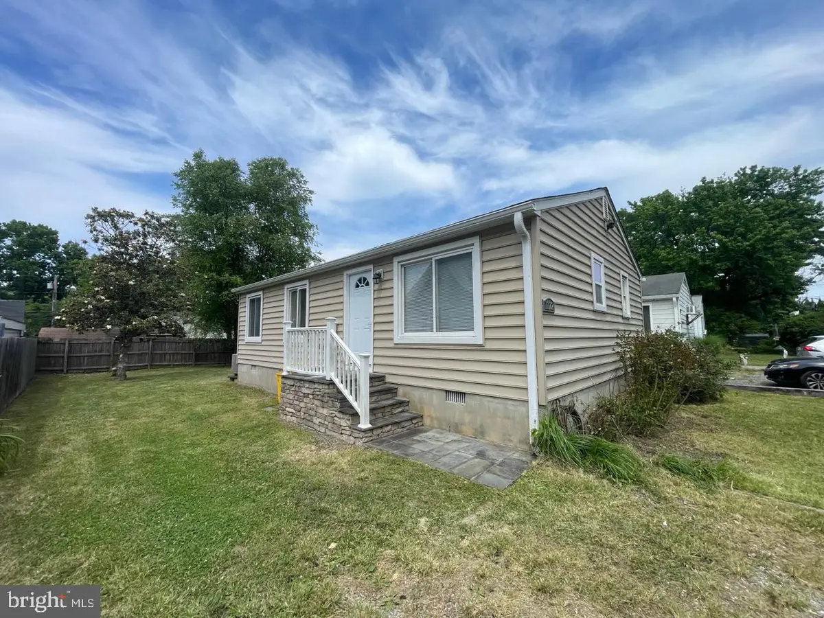 1172 Cedar Ave, Shady Side, MD 20764 - #1
