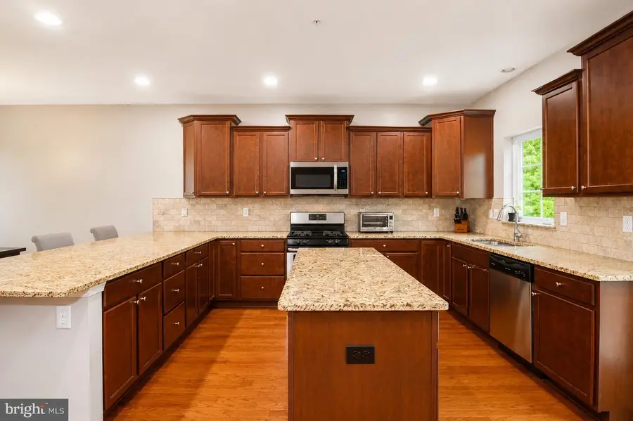645 Bracey Dr, Glen Burnie, MD 21060 - #3