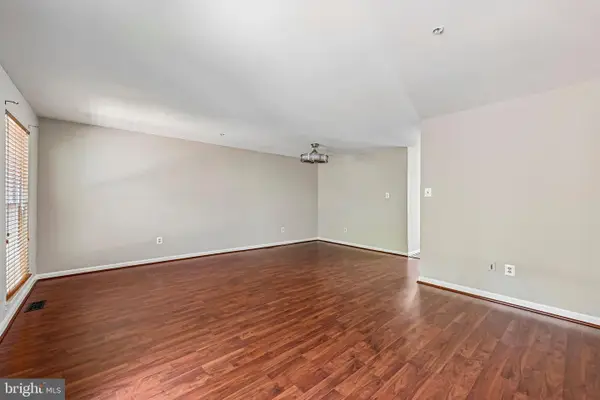 7845 Foxfarm Ln, GLEN BURNIE, MD 21061
