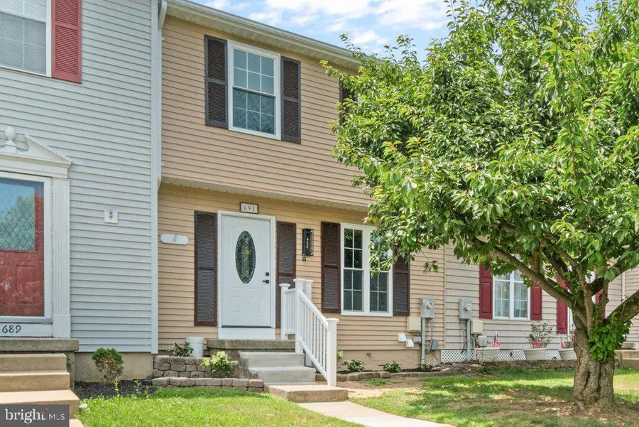 691 Cog Ct, Millersville, MD 21108 - #2