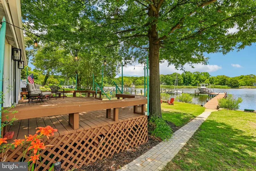 275 Gibson Rd, Pasadena, MD 21122 - #2