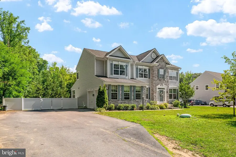 693 Loch Haven Rd, Edgewater, MD 21037 - #2