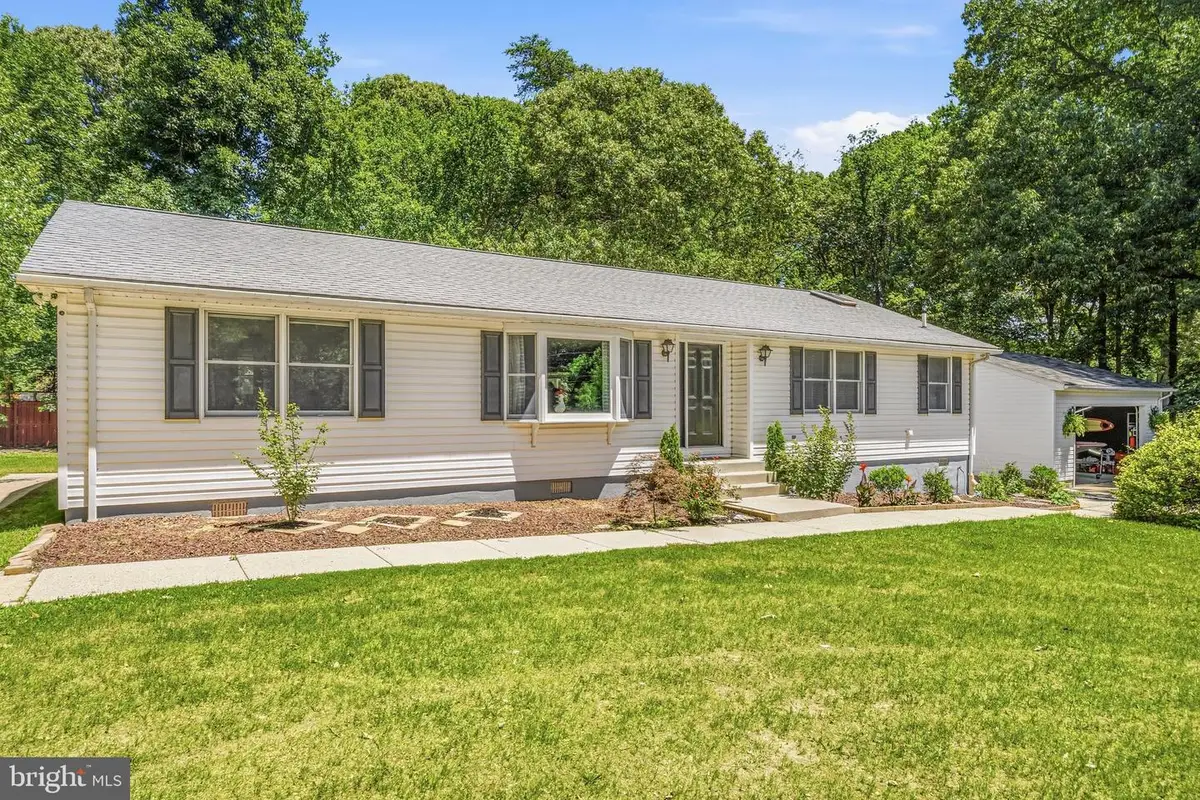 110 Simmons Rd, Severna Park, MD 21146 - #1