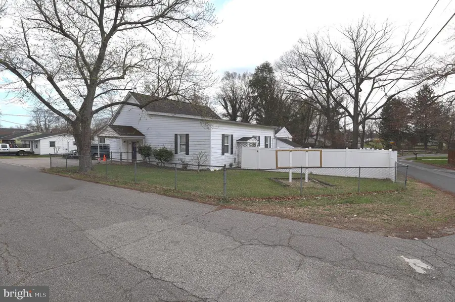 131 Midland Rd, Glen Burnie, MD 21060 - #2