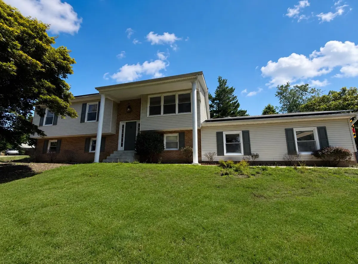 736 Hillmeade Rd, Edgewater, MD 21037 - #1