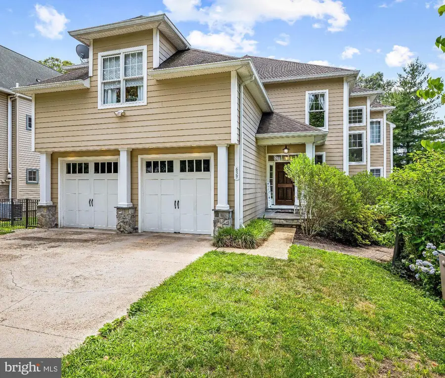 639 Honeysuckle Ln, Severna Park, MD 21146 - #2