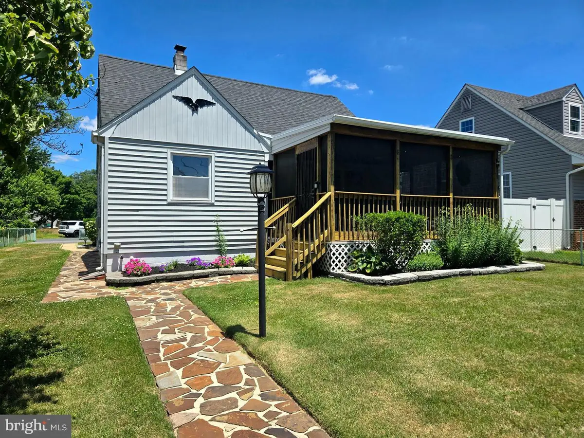 102 Sycamore Rd, Baltimore, MD 21226 - #1
