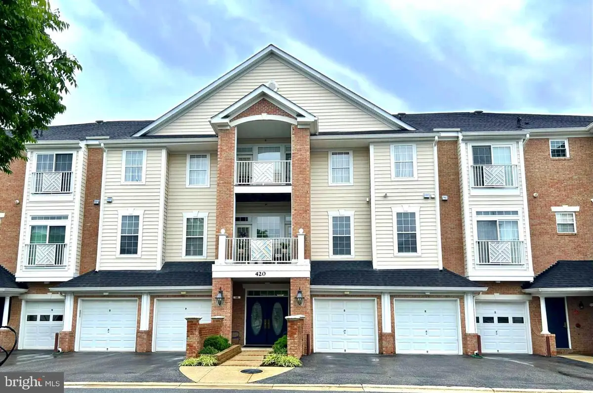 420 Hamlet Club Dr #304, Edgewater, MD 21037 - #1