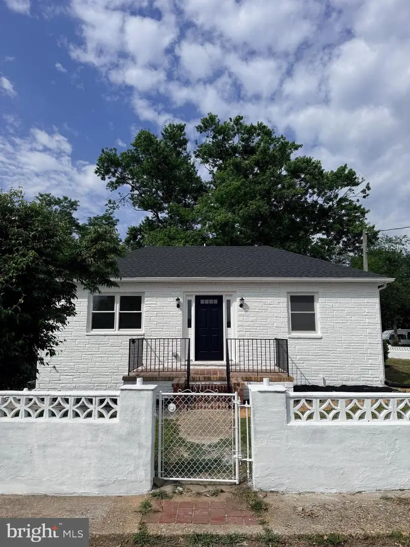 7701 Gunther Rd, Glen Burnie, MD 21060 - #1