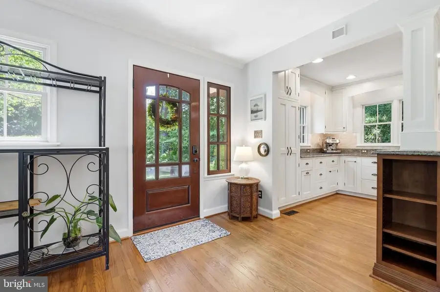 1724 Robinhood Rd, Annapolis, MD 21401 - #3