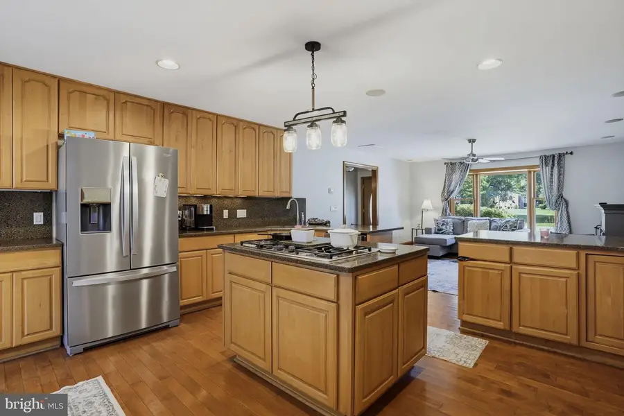 1161 Steamboat Rd, Shady Side, MD 20764 - #3