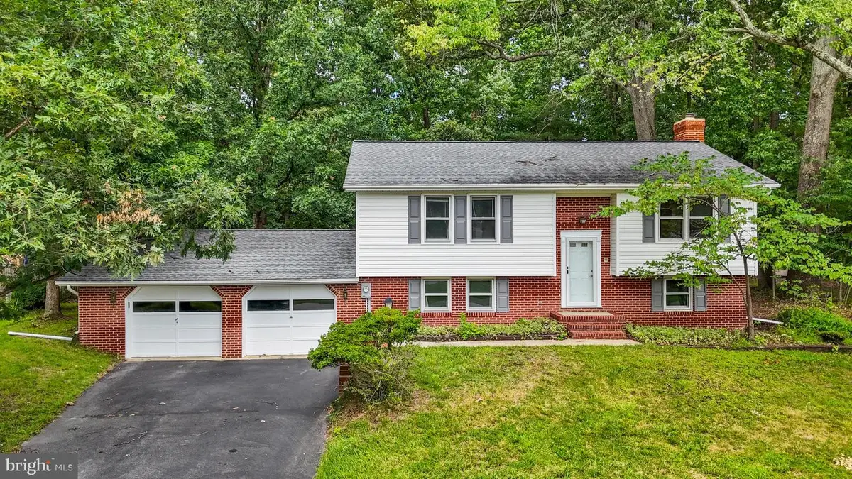 130 Circle Rd, Pasadena, MD 21122 - #1