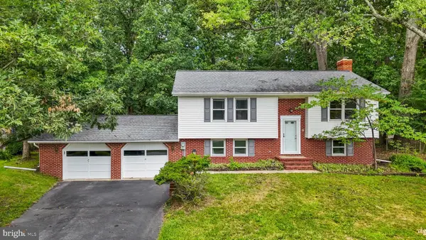 130 Circle Rd, PASADENA, MD 21122