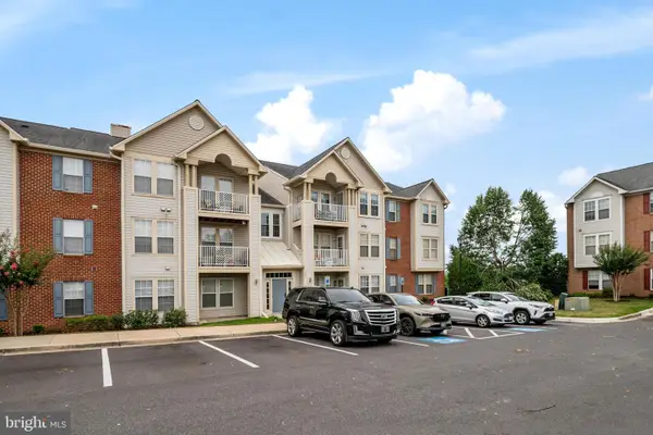 703 Orchard Olook #303, ODENTON, MD 21113