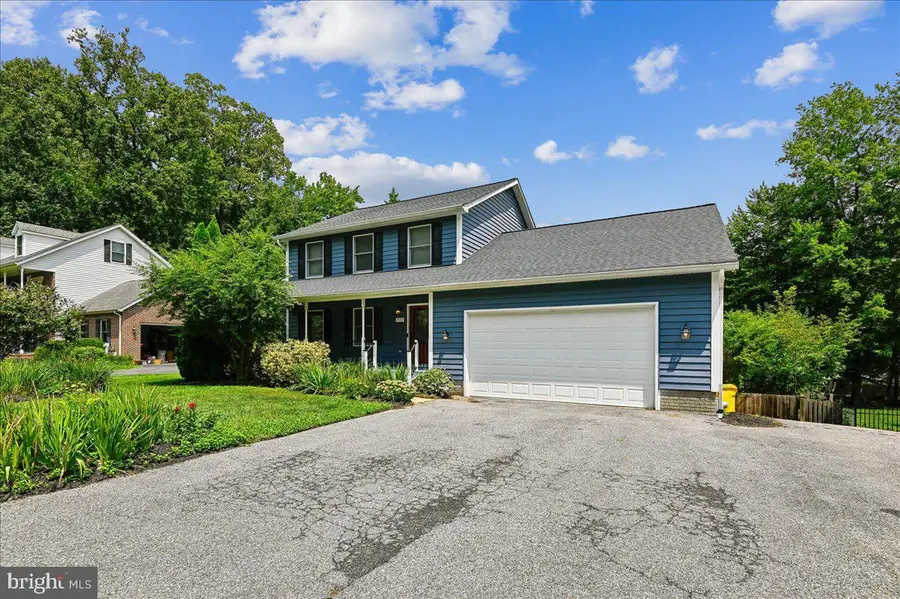 3592 Fontron Dr, Edgewater, MD 21037 - #2