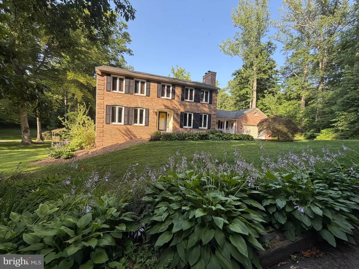 301 Whispering Oaks Ln, Davidsonville, MD 21035 - #1