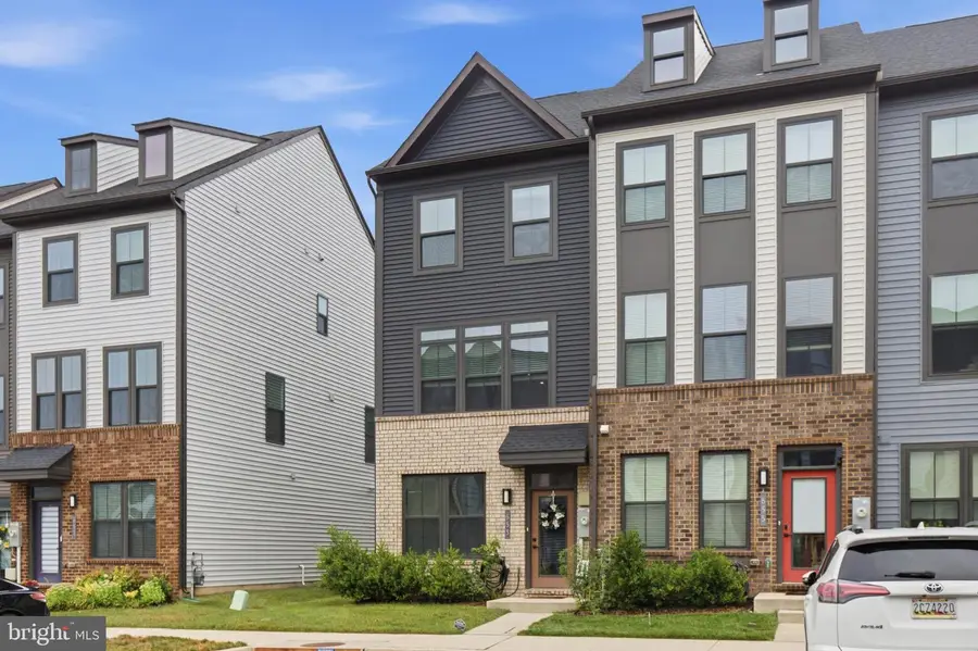 653 Lakemont Dr, Glen Burnie, MD 21060 - #3