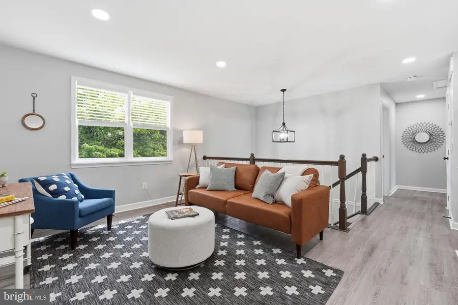 556 E Park Ct, Glen Burnie, MD 21061 - #3