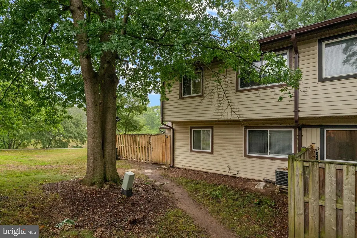 2054 Happy Ln, Crofton, MD 21114 - #1