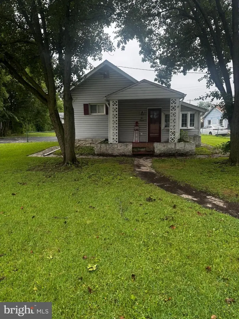 516 Oakwood Rd, Glen Burnie, MD 21061 - #1