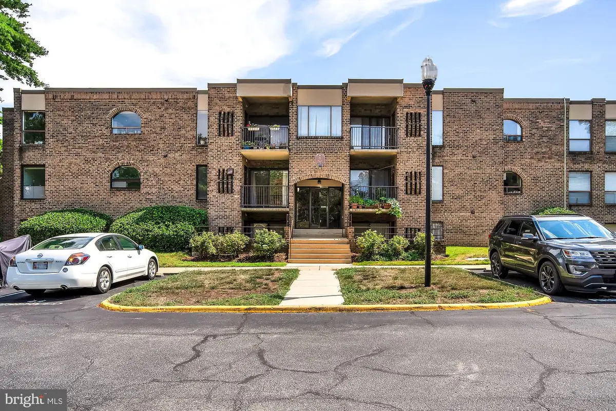 1 Silverwood Cir #8, Annapolis, MD 21403 - #1