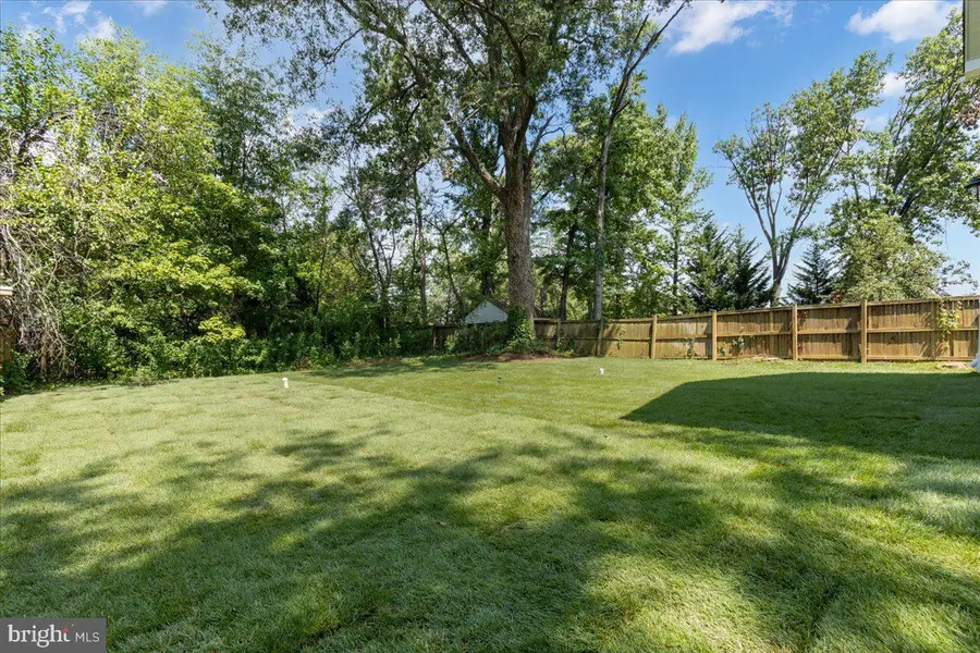 4 Belvedere Ave, Glen Burnie, MD 21061 - #2